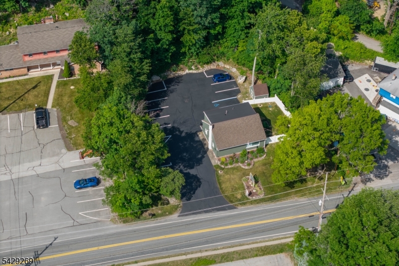 187 Breakneck Rd Property Photo 47