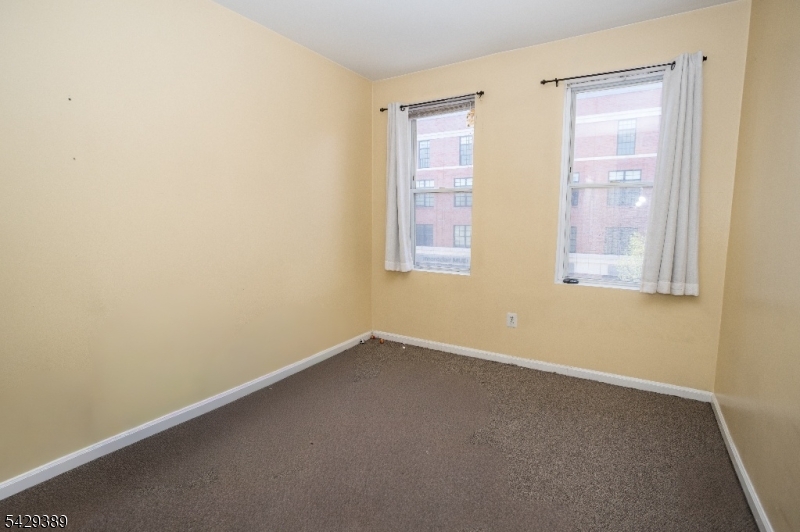 381 Bloomfield Ave Property Photo 13