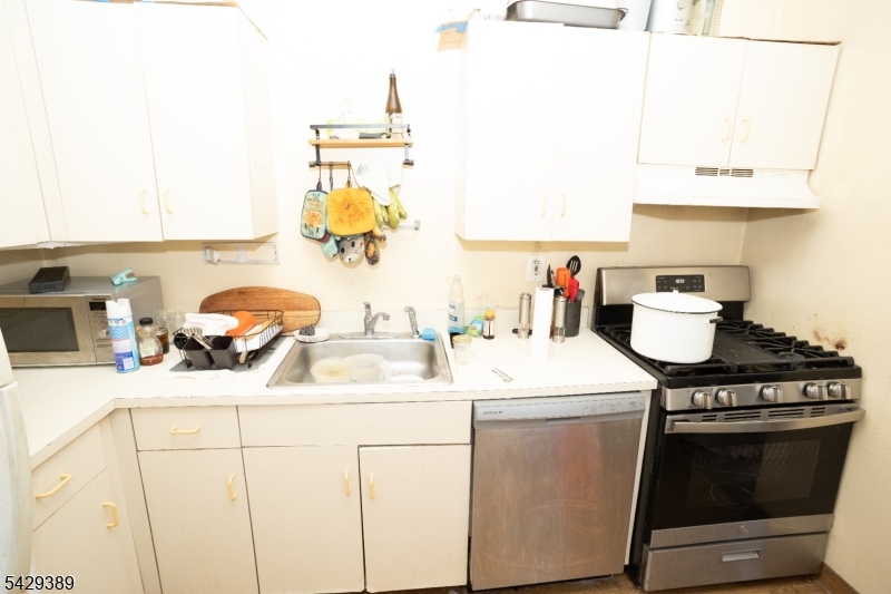 381 Bloomfield Ave Property Photo 16