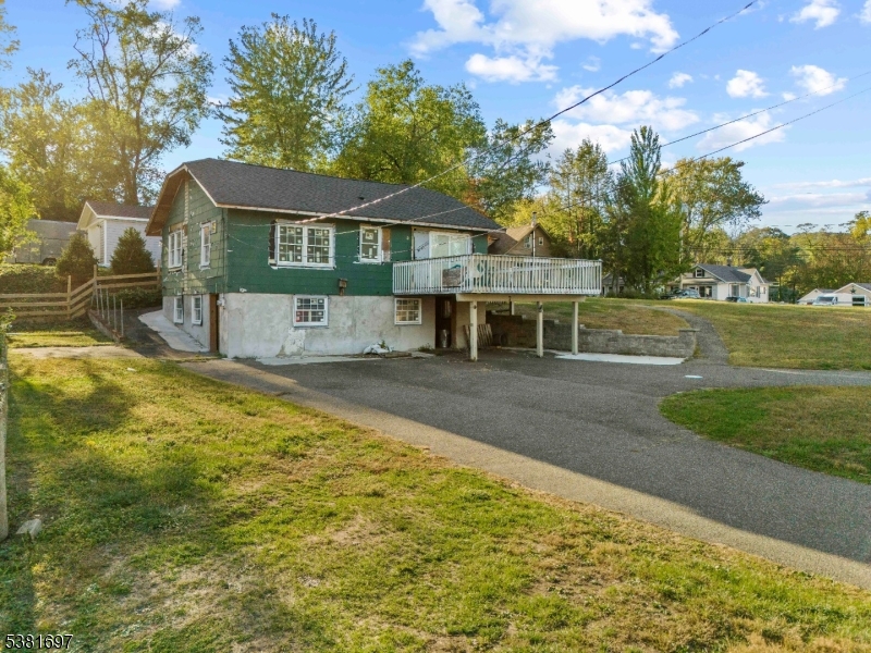 River Rd Property Photo 5