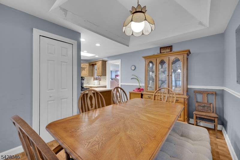 17 E Church St Property Photo 11