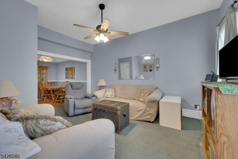17 E Church St Property Photo 14