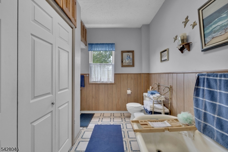 17 E Church St Property Photo 24