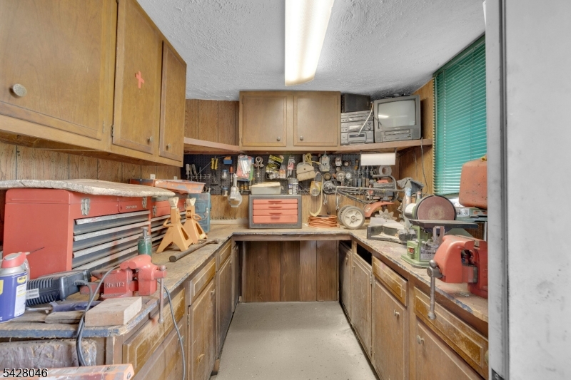 17 E Church St Property Photo 27