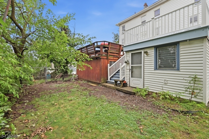 17 E Church St Property Photo 34