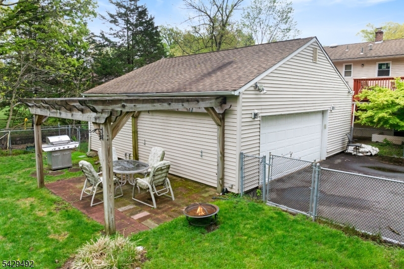 13 Fishel Rd Property Photo 24