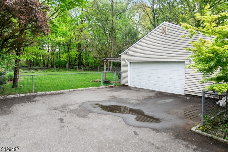 13 Fishel Rd Property Photo 26