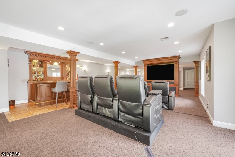 9 Pennbrook Ct Property Photo 34
