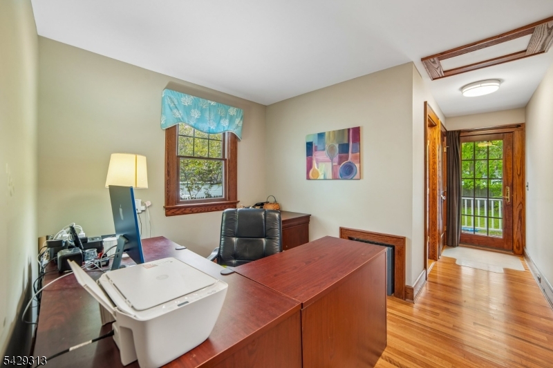 8 Brookside Pl Property Photo 15