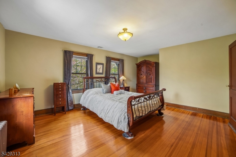 8 Brookside Pl Property Photo 18