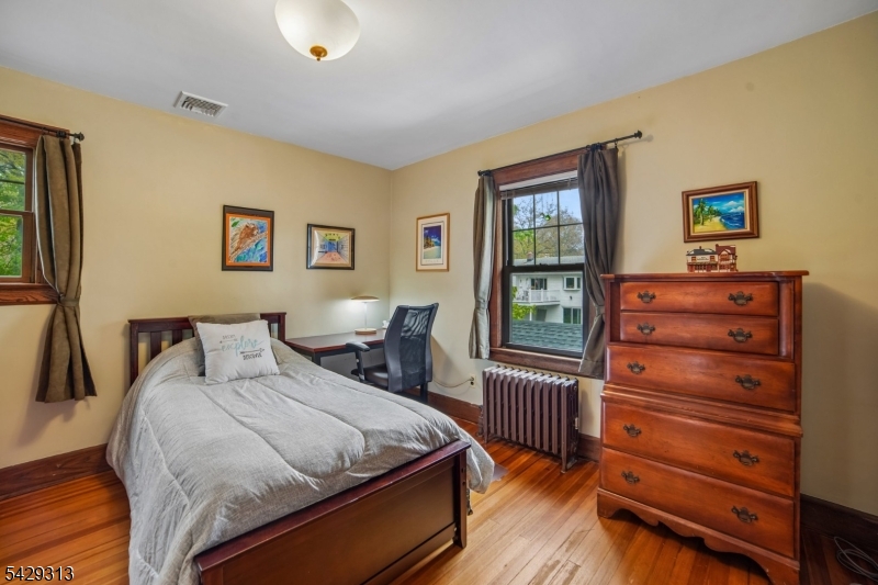 8 Brookside Pl Property Photo 20