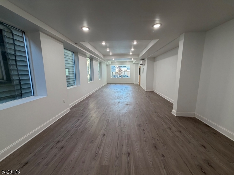 103 Bayard St Property Photo 3