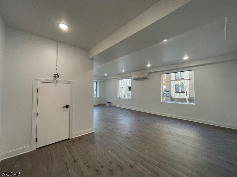 103 Bayard St Property Photo 16