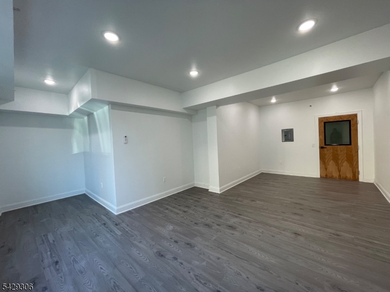 103 Bayard St Property Photo 17