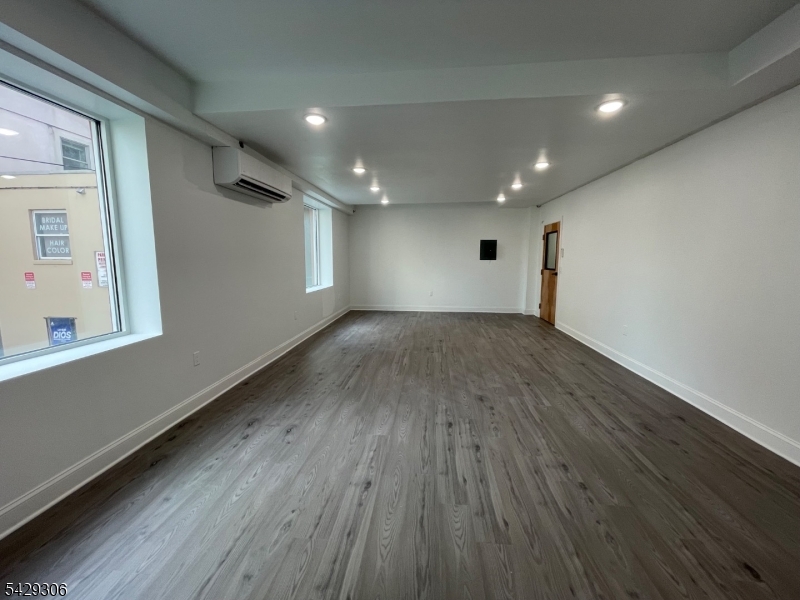 103 Bayard St Property Photo 20