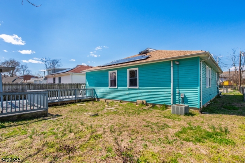 128 Highland Blvd Property Photo 20