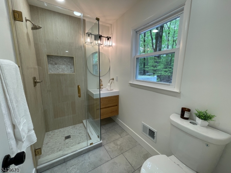 962 Brown Rd Property Photo 16