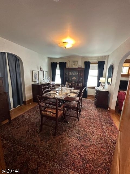 1075 Thomas St Property Photo 4