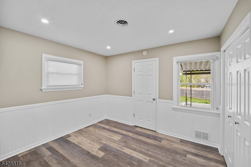 49 Louis Ave Property Photo 10