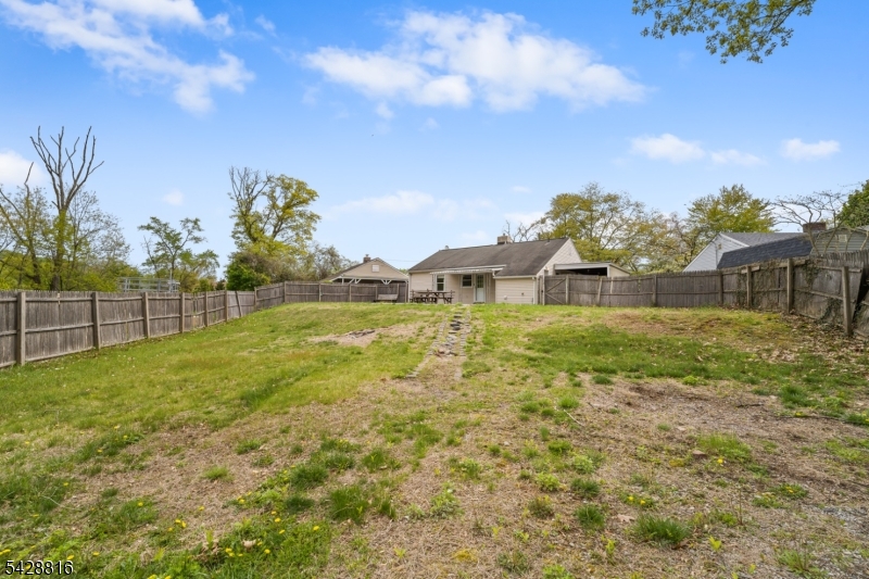 49 Louis Ave Property Photo 15
