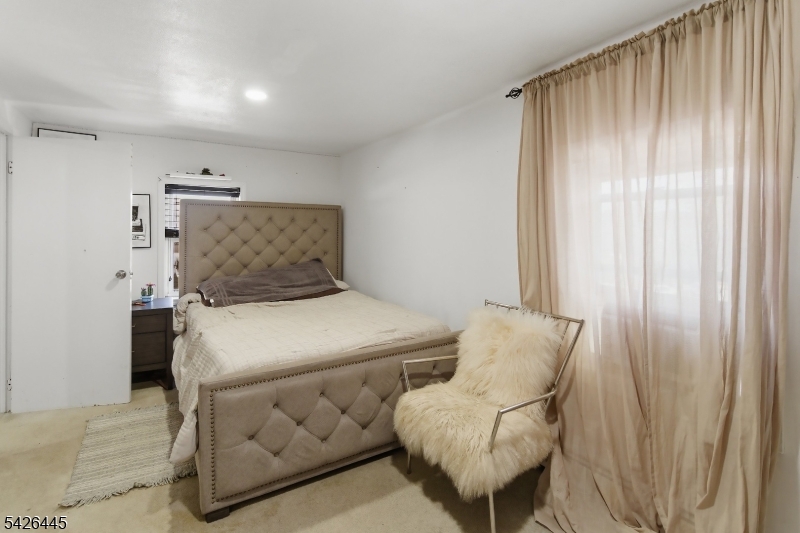 43 Bank St Property Photo 18