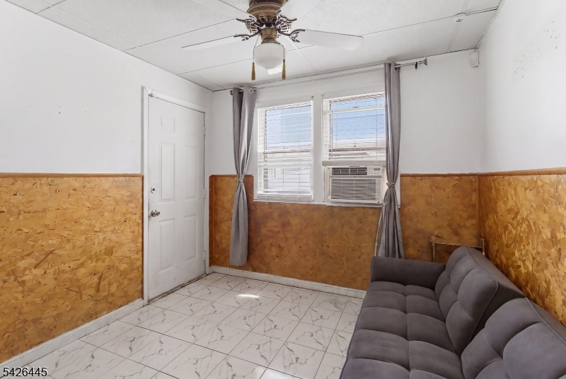 43 Bank St Property Photo 20