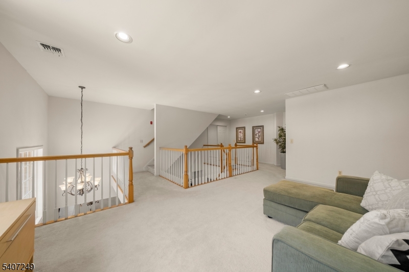 48 Bovensiepen Ct Property Photo 16