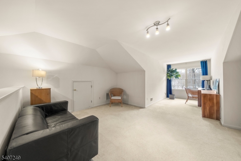 48 Bovensiepen Ct Property Photo 27