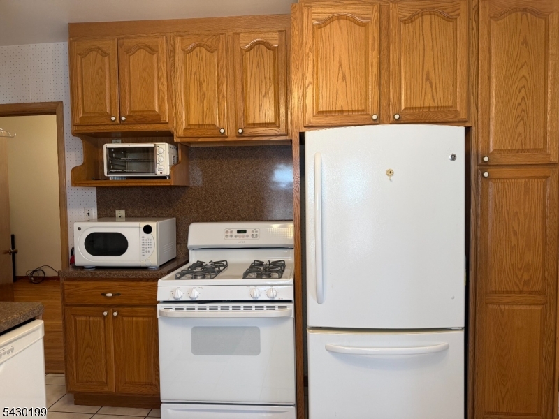 72 Baldwin Pl 2 Property Photo 3