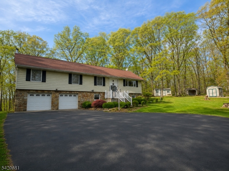 87 Buckhorn Dr Property Photo 1