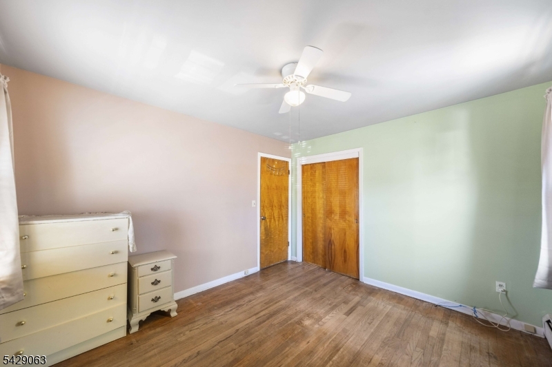 466 Delavan Ave Property Photo 9