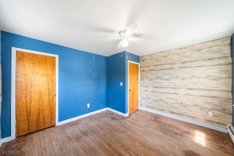 466 Delavan Ave Property Photo 11