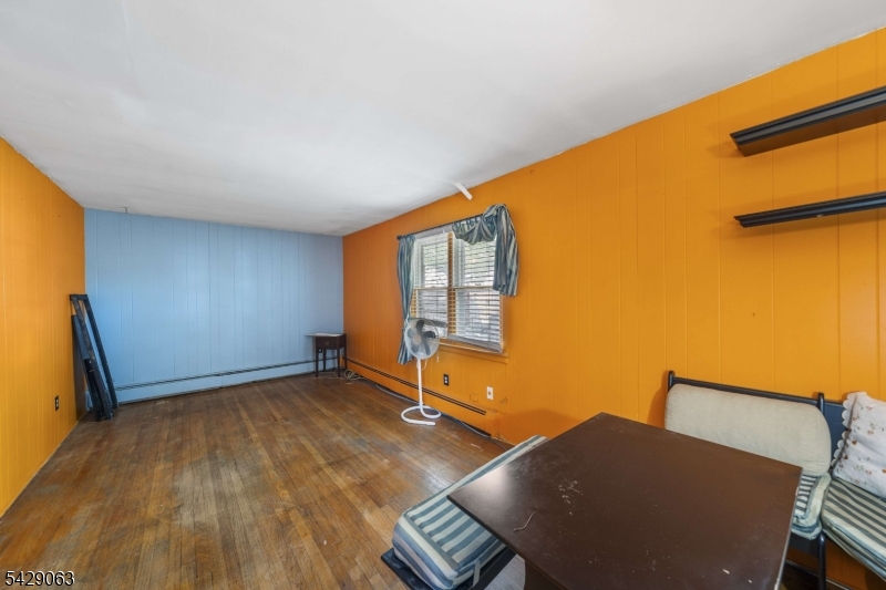 466 Delavan Ave Property Photo 14