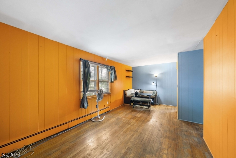 466 Delavan Ave Property Photo 15