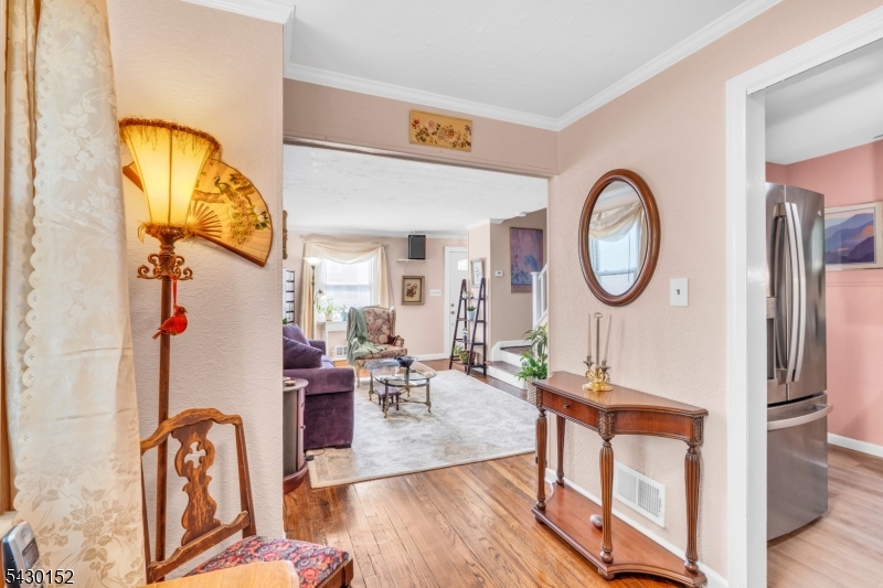 26 Park Ter Property Photo 8