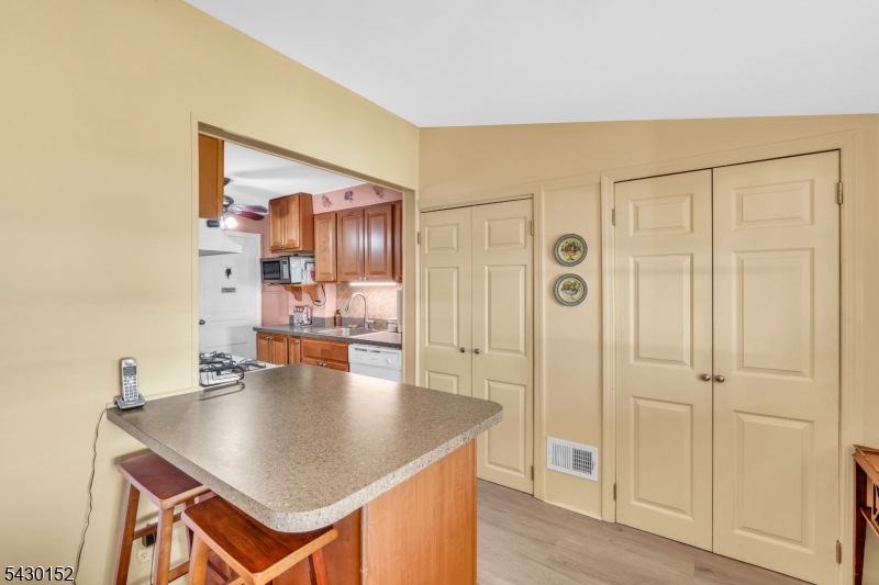 26 Park Ter Property Photo 15