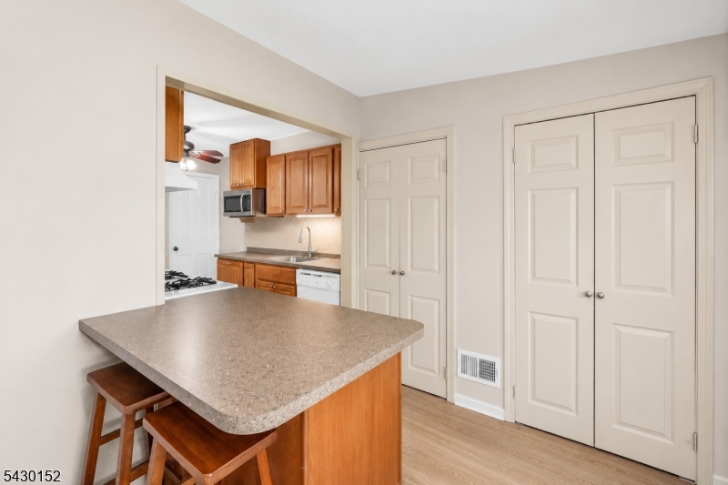 26 Park Ter Property Photo 16