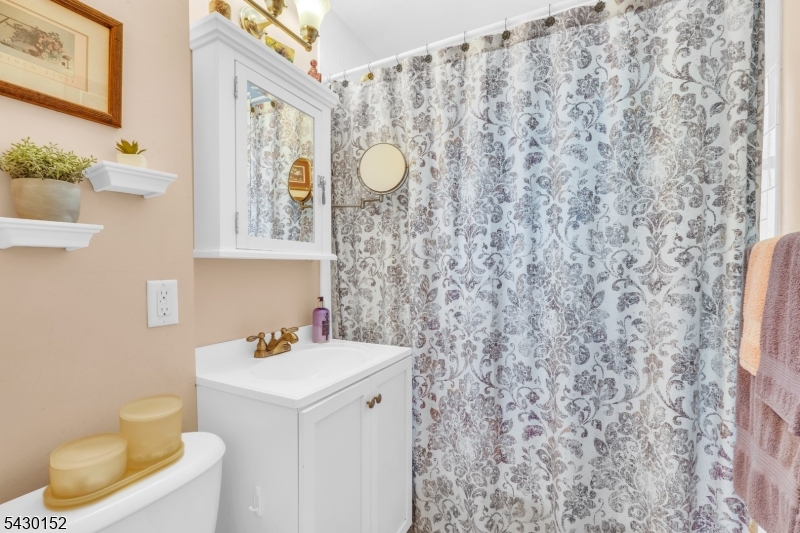 26 Park Ter Property Photo 21