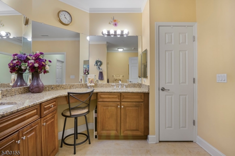 6102 Veterans Dr 102 Property Photo 18