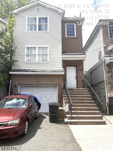 309 Smith St Property Photo 1