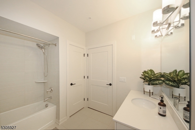 30 Court St C308 Property Photo 12