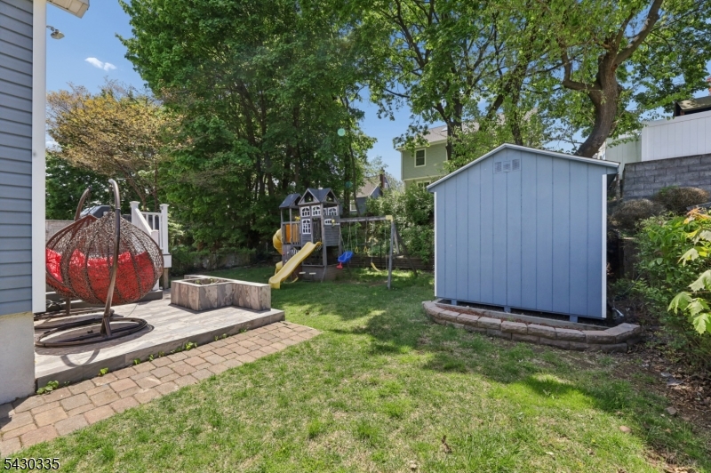 67 South Pkwy Property Photo 2
