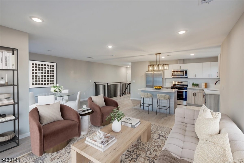 54 Holland St Property Photo 2