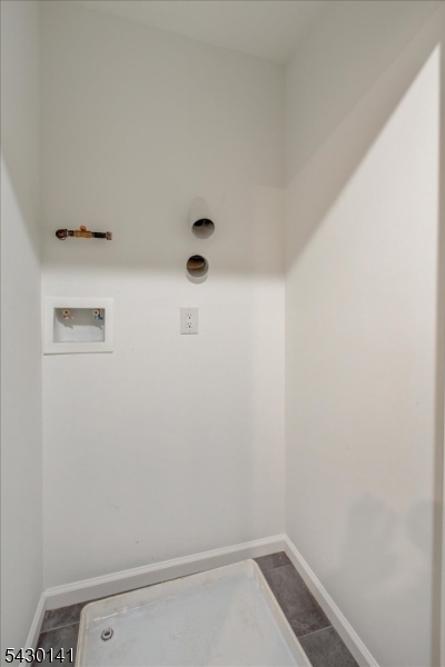 54 Holland St Property Photo 14