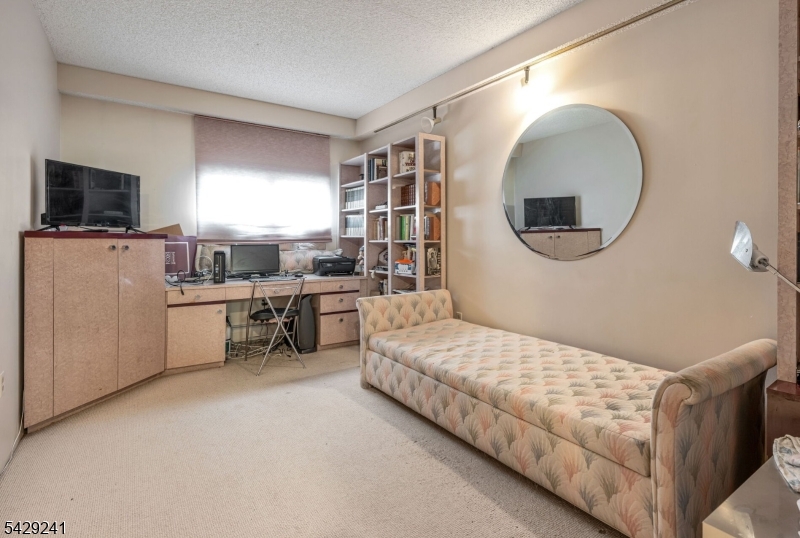 1360 Hamburg Tpke 409 Property Photo 14