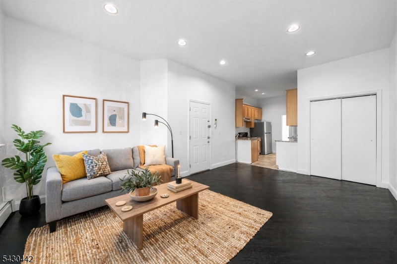 75 Palisade Ave 1 Property Photo 2