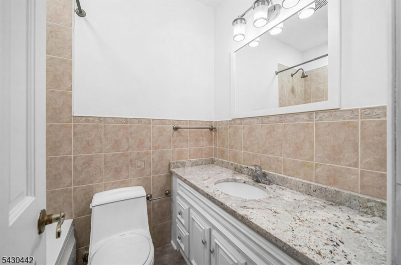 75 Palisade Ave 1 Property Photo 10
