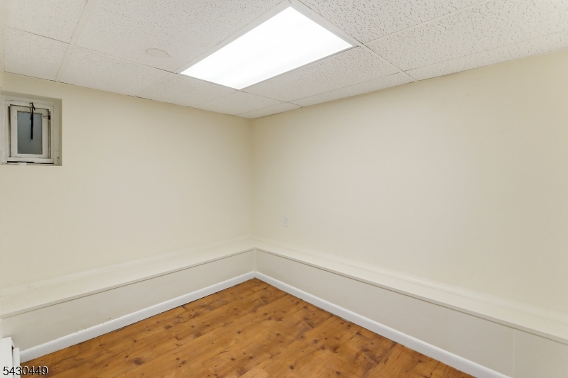 119 Lakeside Blvd Property Photo 5