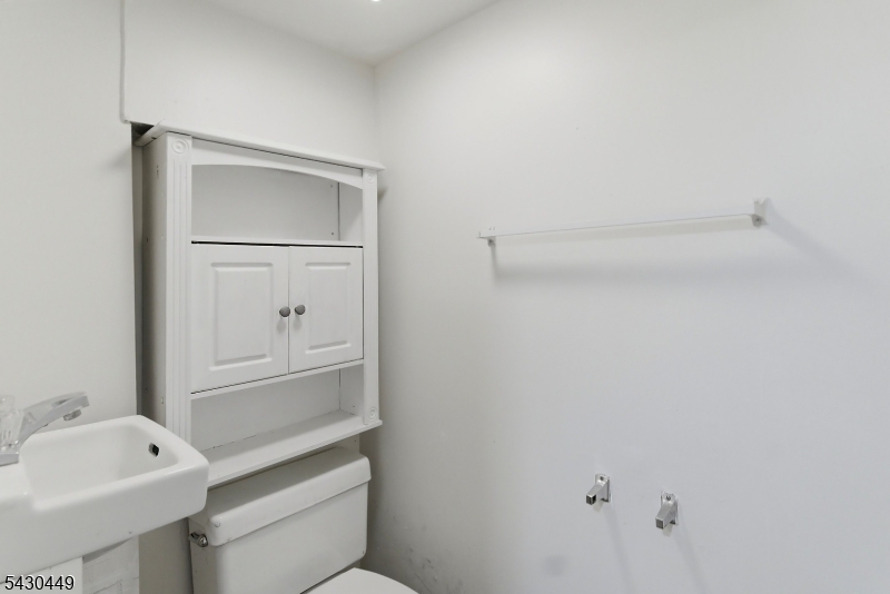 119 Lakeside Blvd Property Photo 6