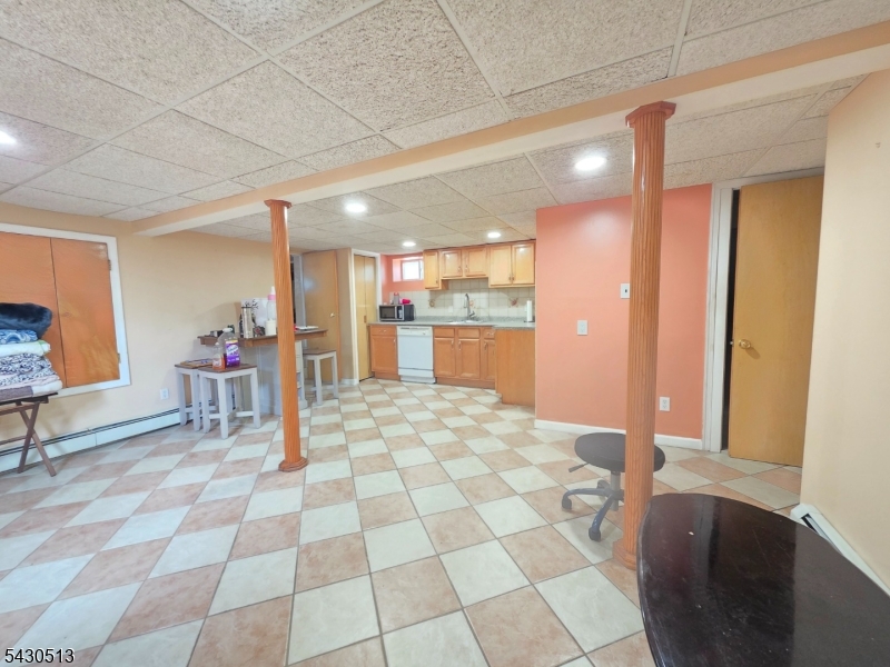2032 E Saint Georges Ave Property Photo 18
